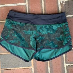 Lululemon Speed Shorts - Size 4